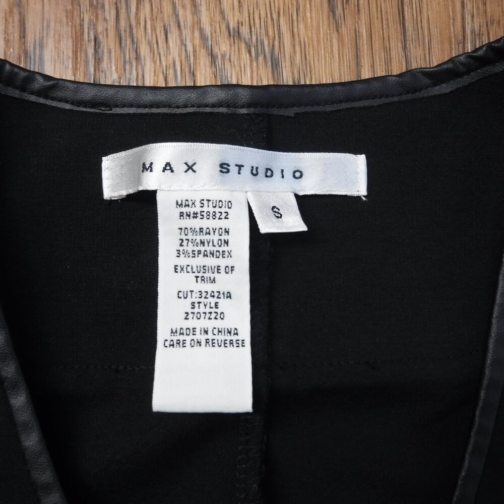 Max Studio Black Color A Button Up Long Sleeve Ja… - image 2